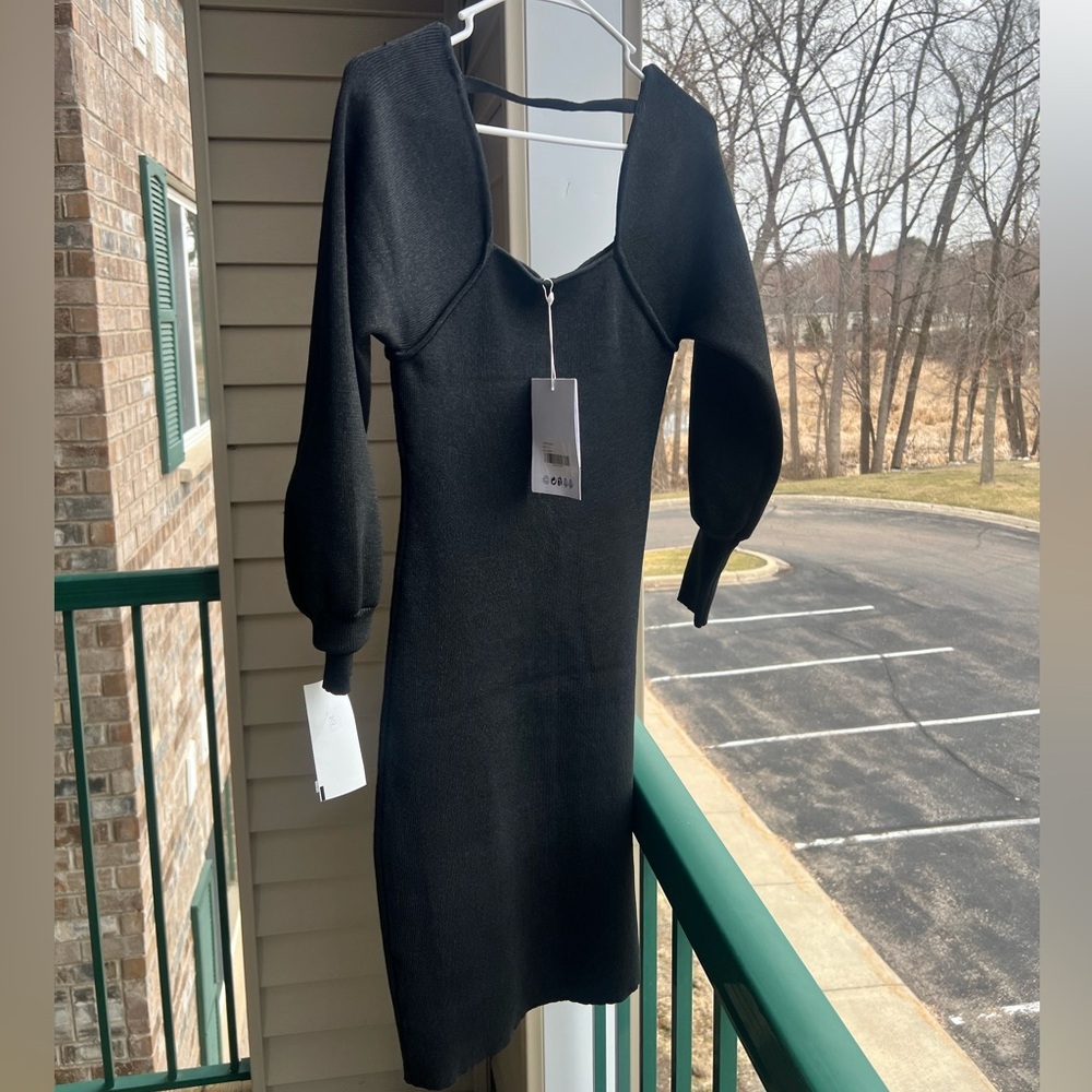 ๐ ๐ฎ๐น Italian Cocktail Black Jersey Long Sleeve Dress - Picture 4 of 10